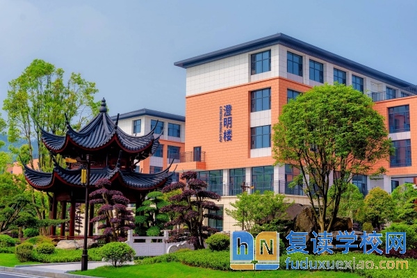 长沙市珺琟高级中学收费标准