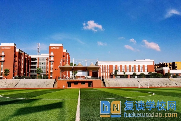 长沙市怡海中学收费标准