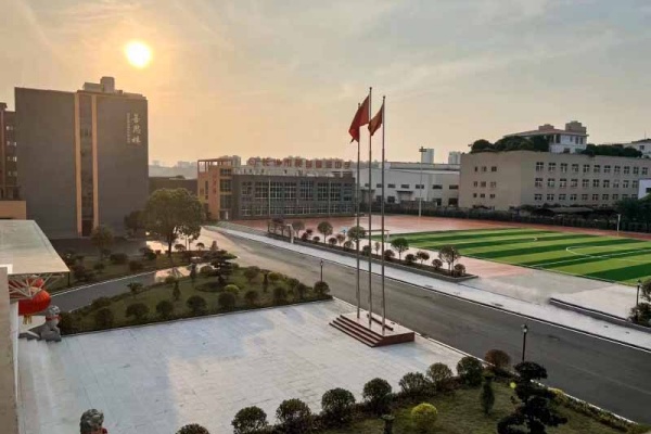 长沙芙蓉高级中学单招培训师资怎么样？