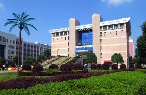 湖南最容易考的二本大学有哪些 二本压线大学湖南推荐